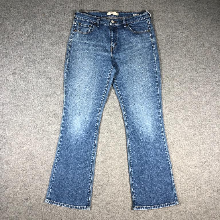 Women's Levis 515 Bootcut Jeans, Women's Fashion, Bottoms, Jeans & Leggings  on Carousell