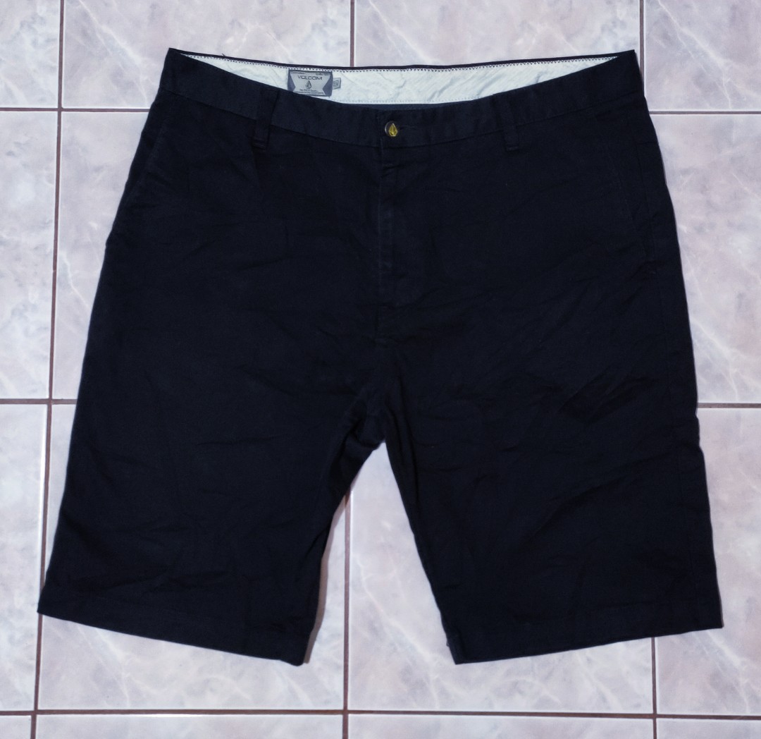 shorts Corpo Class, Men's Fashion, Bottoms, Shorts on Carousell