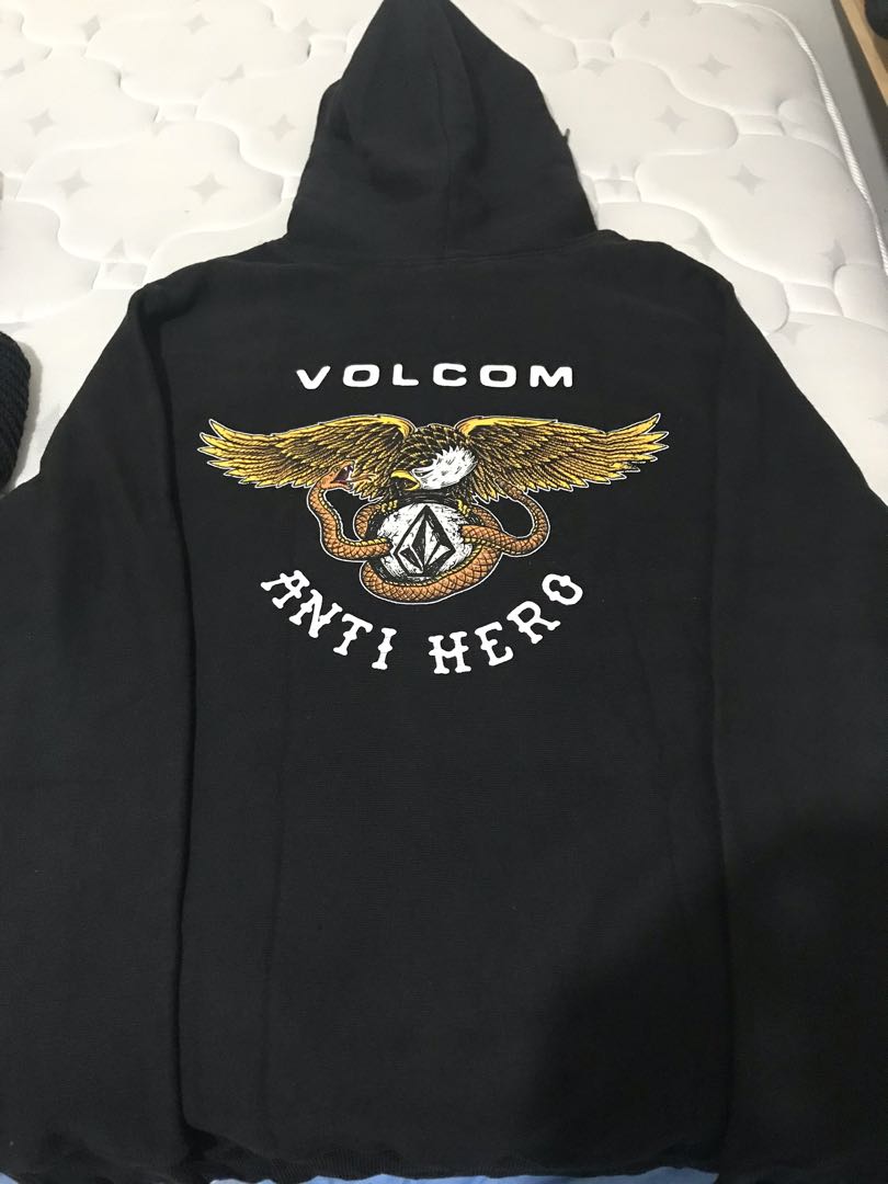 Volcom anti hero hoodie top