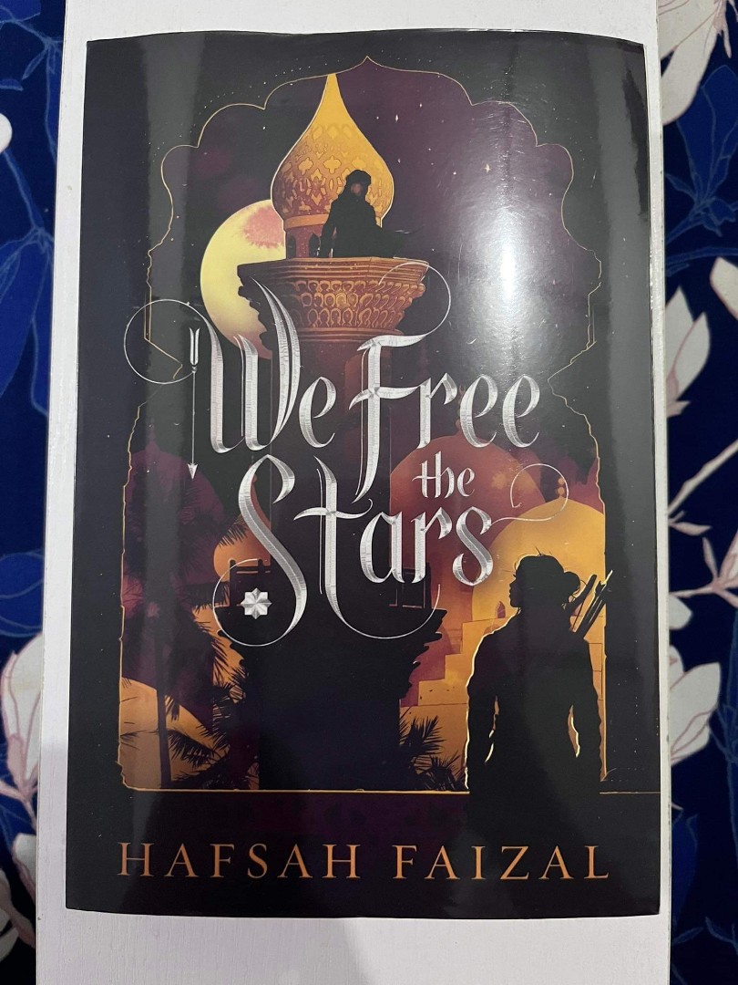 We free the stars, Hobbies & Toys, Books & Magazines, Fiction & NonFiction on Carousell