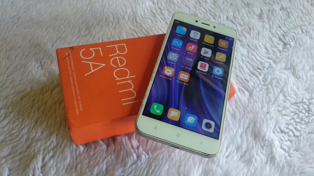 Xiaomi Redmi 5a Ram 2/16Gb 4G original Normal Lancar, Telepon