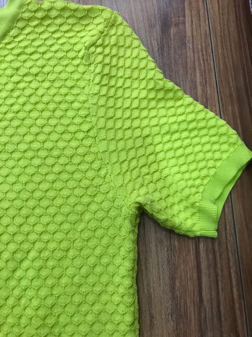 zara green cardigan with leaves