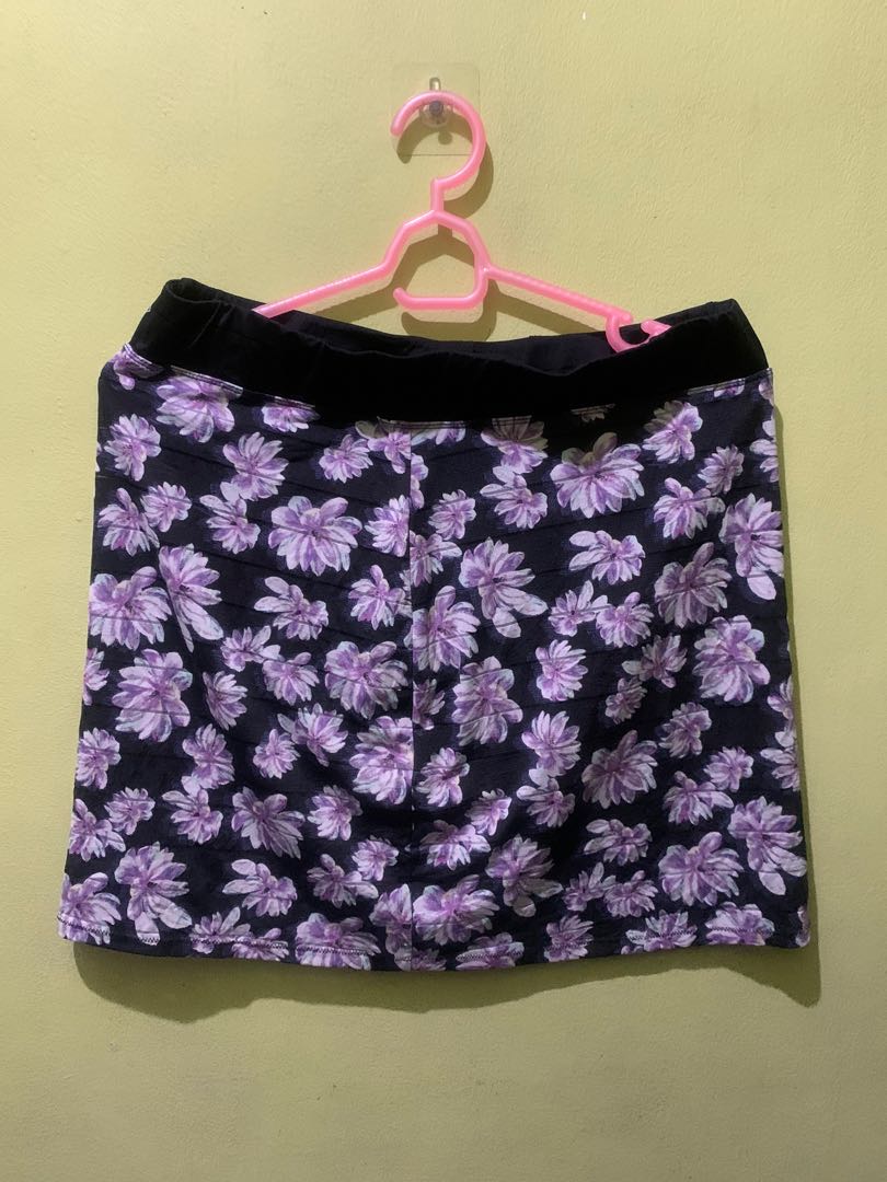 Zelos dri fit skirt, Women's Fashion, Bottoms, Skirts on Carousell