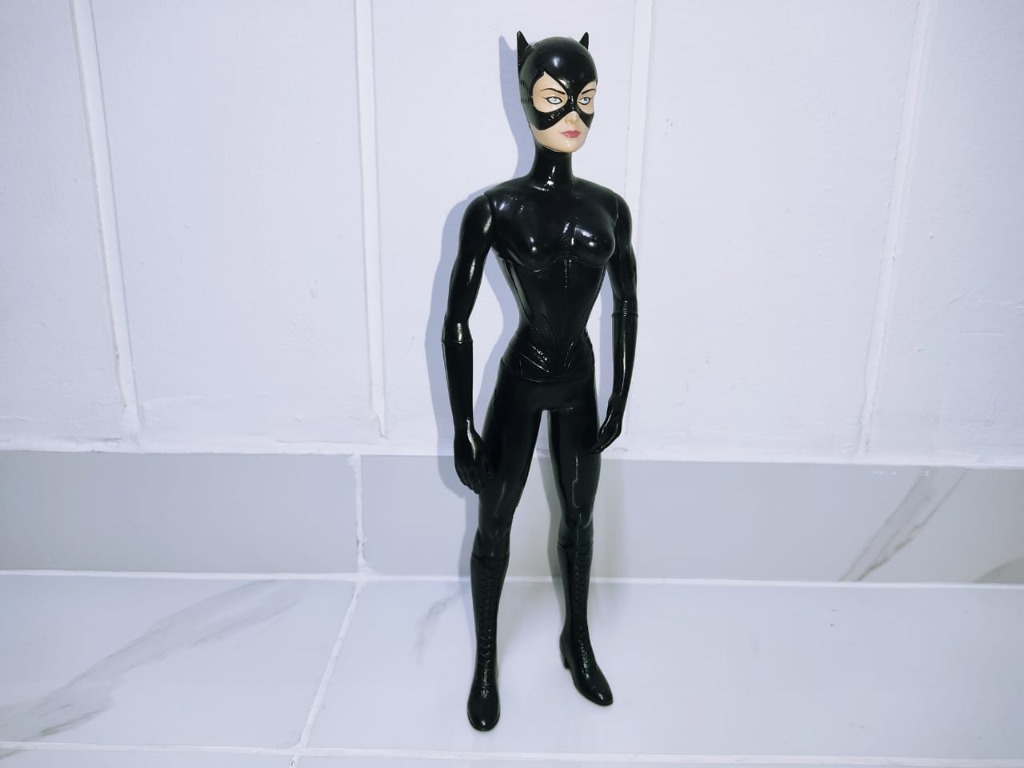 1992 APPLAUSE BATMAN RETURNS - CATWOMAN, Hobbies & Toys, Toys & Games on  Carousell