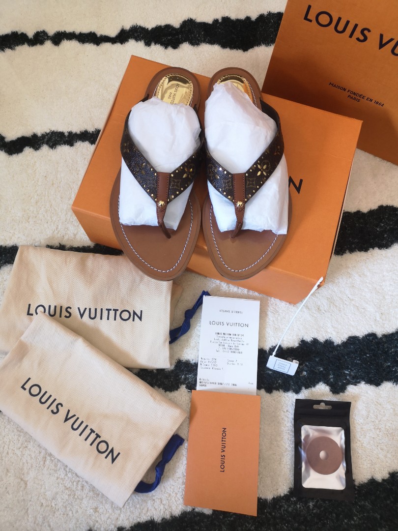 2022 BNIB Louis Vuitton Sunny Flat Monogram Leather Sandals Authentic LV,  Luxury, Sneakers & Footwear on Carousell
