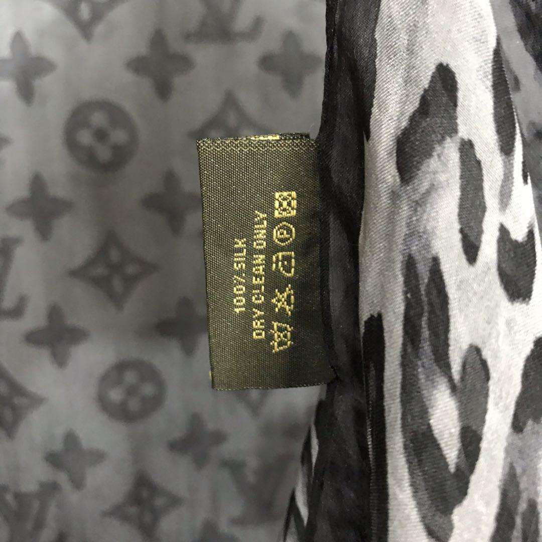 Authentic Louis Vuitton Scarf, Luxury, Accessories on Carousell