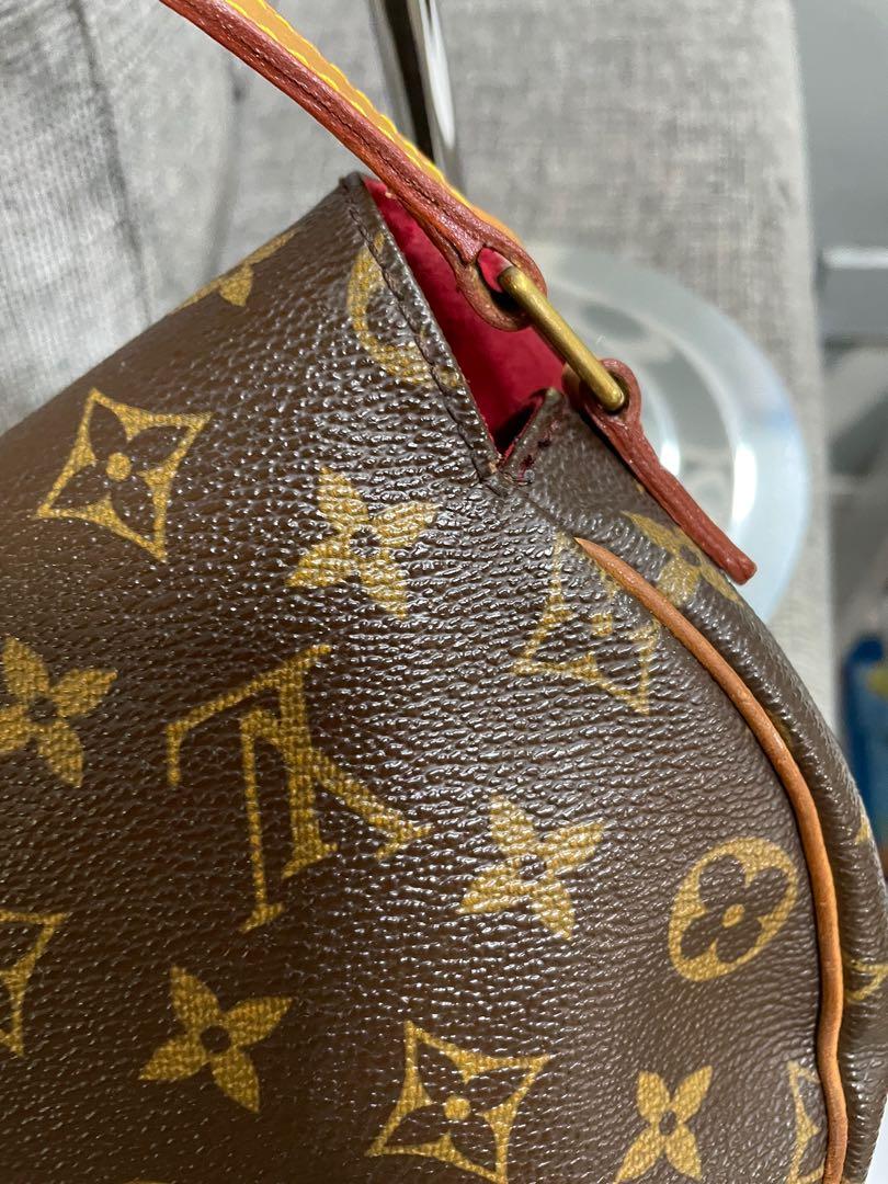 Louis Vuitton Tambourine Sling Bag, Luxury, Bags & Wallets on Carousell