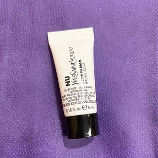 (Category: ) located in . Submitted by vanityboutique (Listing ID 1166538488, Image 1). Description: .