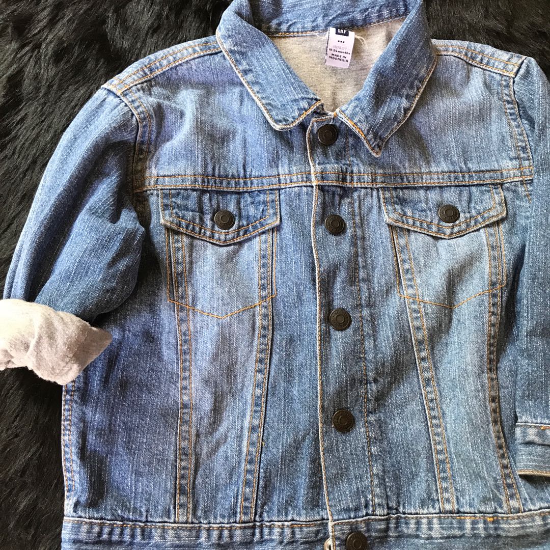 Baby gap denim jacket, Babies & Kids, Babies & Kids Fashion on Carousell