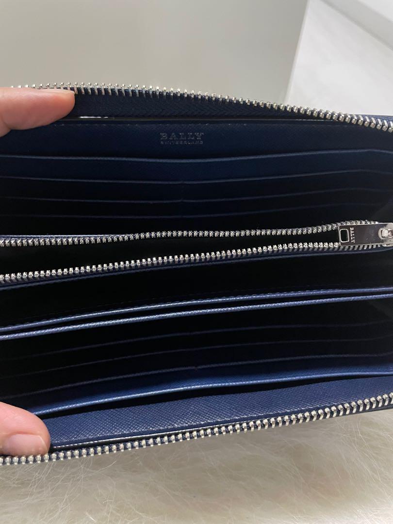 Bally wallet (Category: Luxury Bags & Wallets) located in Taytay. Submitted by alyza2closet (Listing ID 1166459429, Image 3). Description: .
