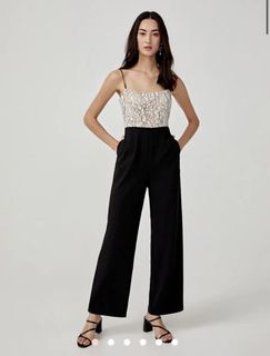 (Category: ) located in . Submitted by burstingwardrobe (Listing ID 1166454987, Image 1). Description: .