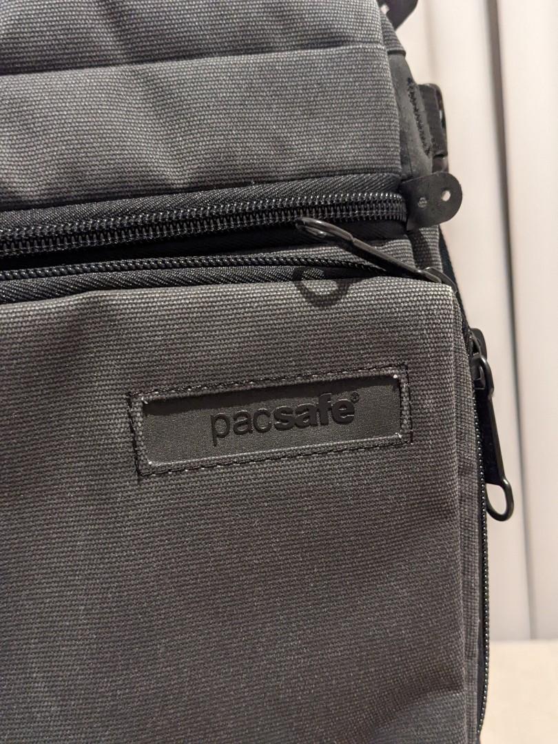 Pacsafe Camsafe Z25 Backpack