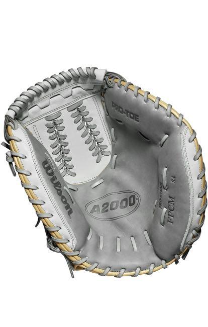 Wilson a2000 softball catchers mitt hotsell