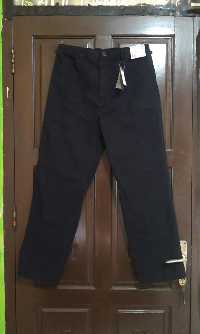 Celana Work Straight UNIQLO, Fesyen 