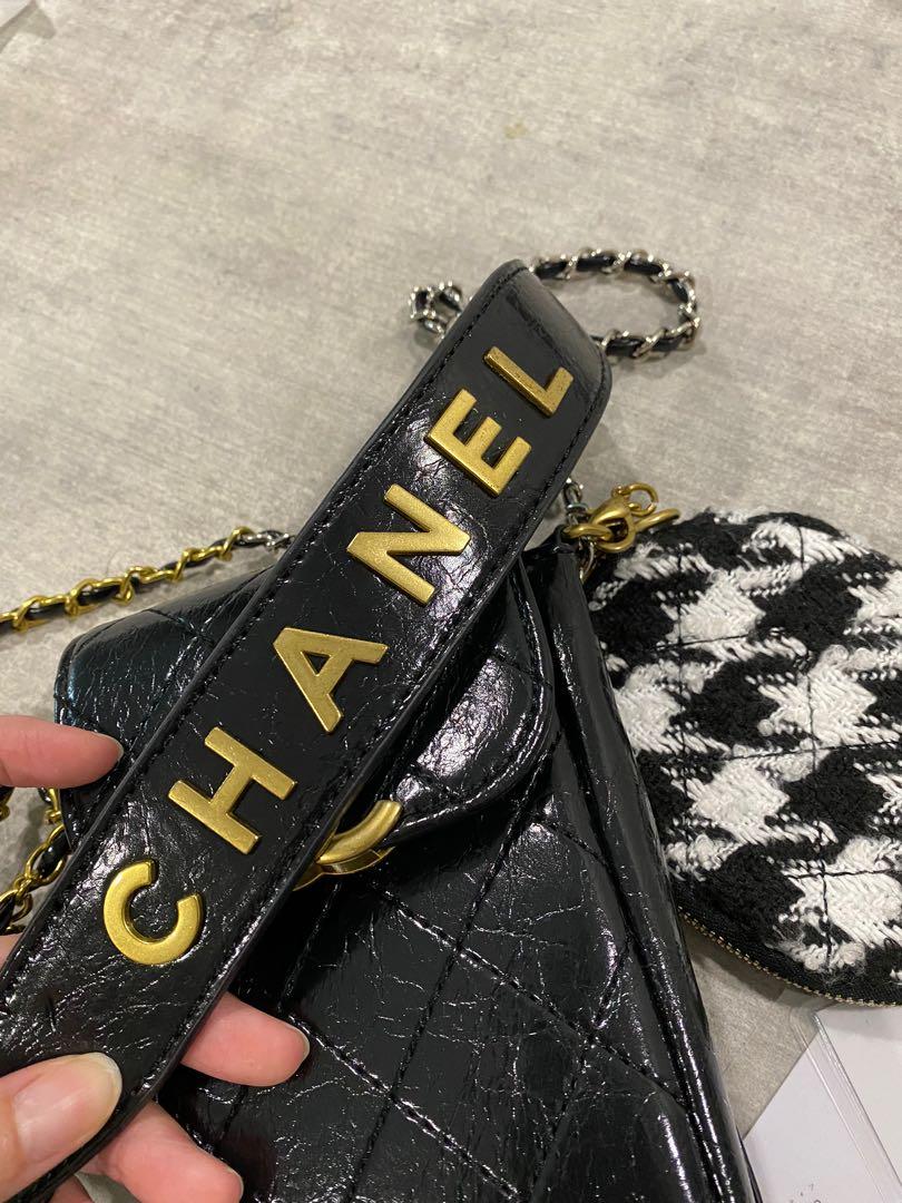 Chanel VIP Gift Phone Clutch &Coin Pouch 2 in 1, Women's Fashion, Bags &  Wallets, Purses & Pouches on Carousell