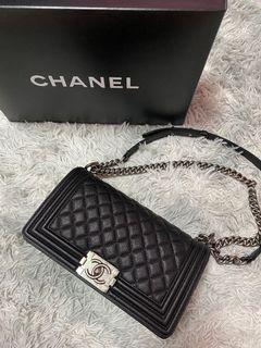 Chanel Boy Old Medium Caviar RHW