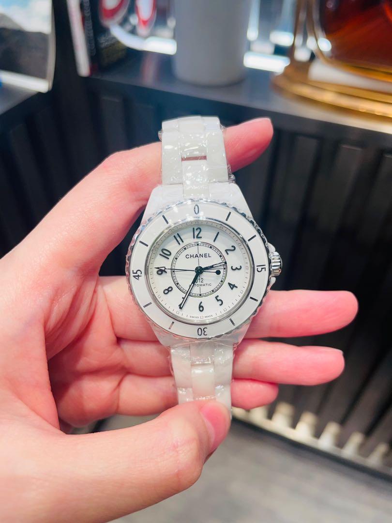 Chanel J12 White Ceramic Quartz Watch Dn23788