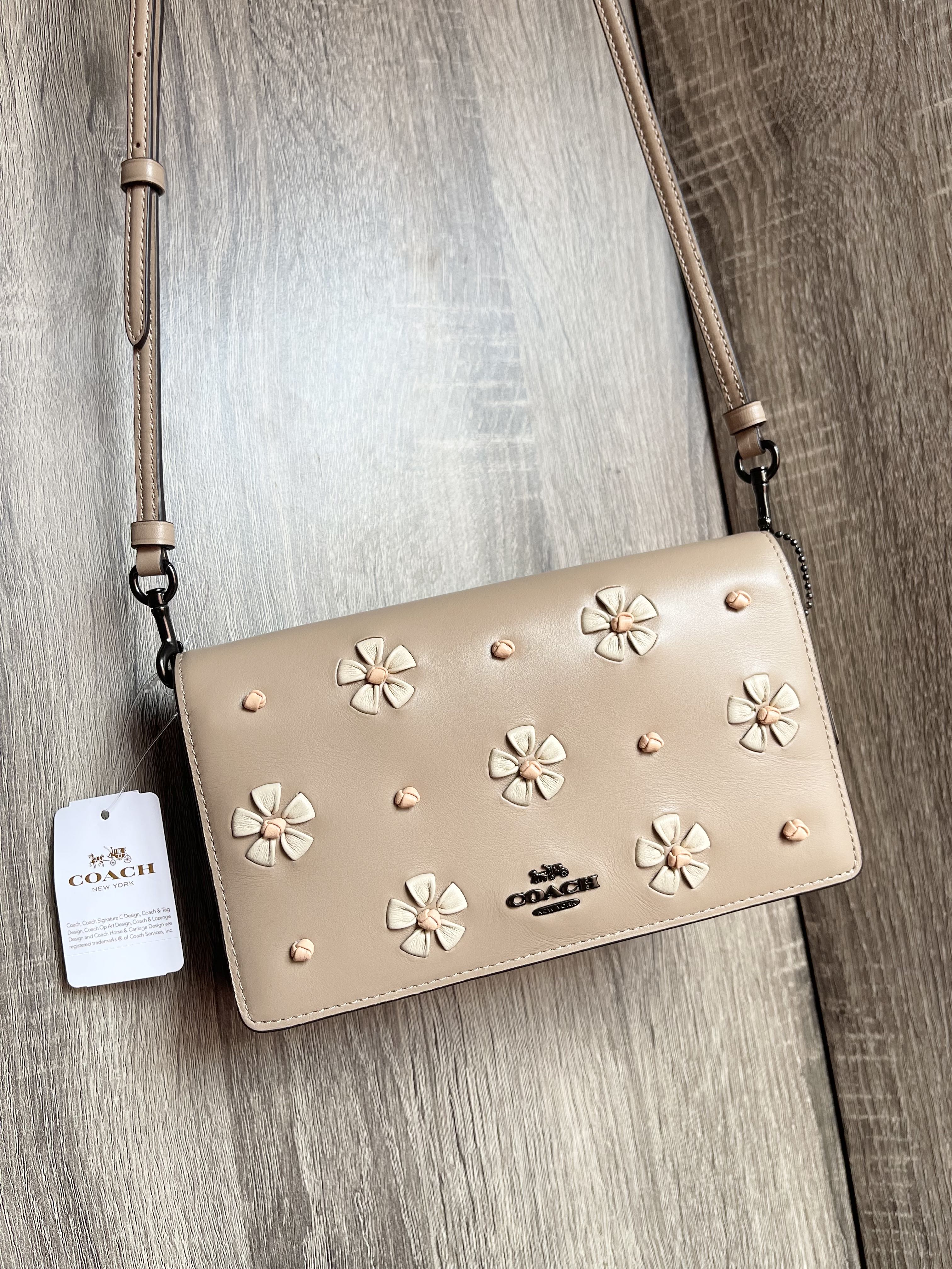 Hayden signature discount chain strap crossbody
