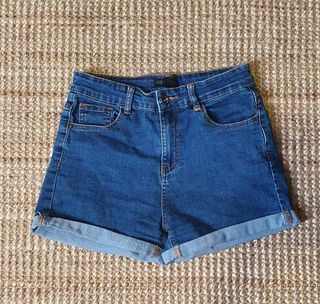(Category: ) located in . Submitted by urgrljj (Listing ID 1166517594, Image 1). Description: .