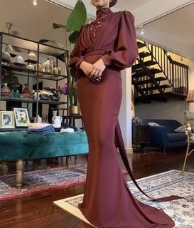 (Category: ) located in . Submitted by wardrobeclearencee (Listing ID 1166589728, Image 1). Description: .