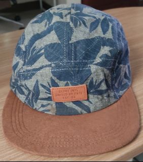 Men's and Ladies Shoes. Hats. Caps Collection item 3