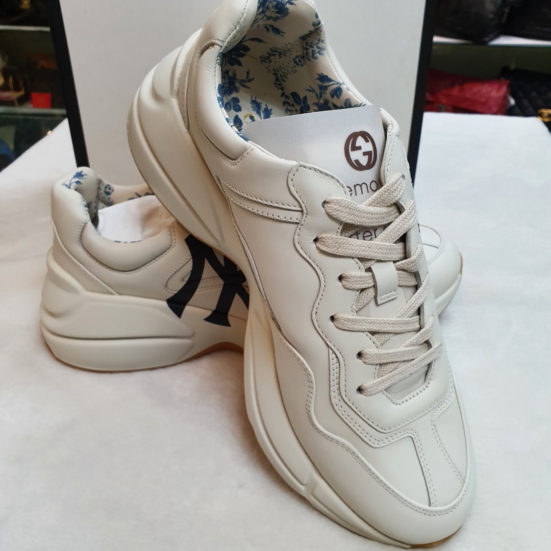 gucci apollo sneakers