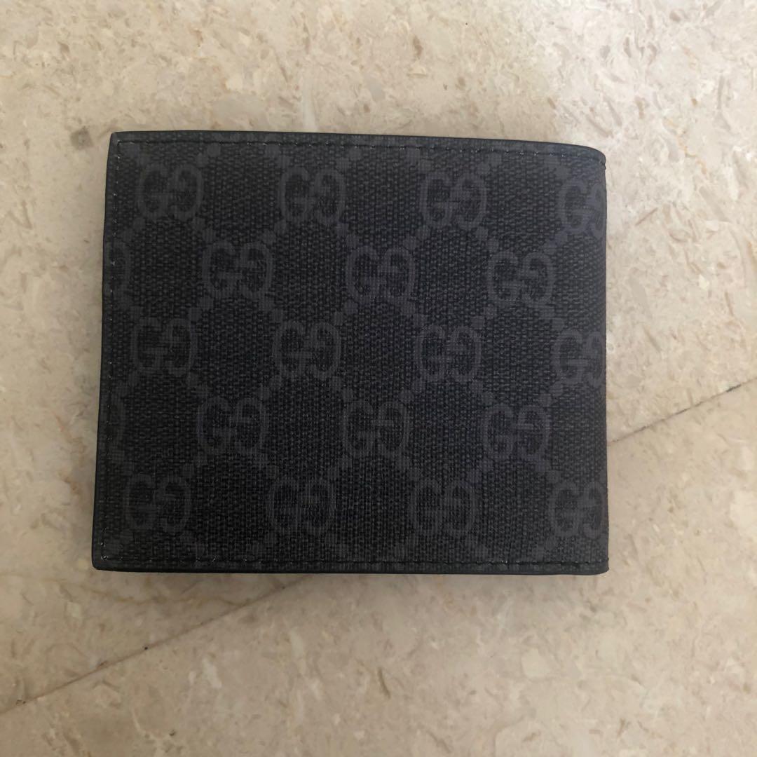 Gucci Bee Print GG Supreme Wallet in Gray for Men