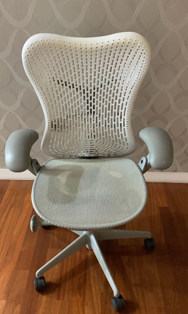 Herman Miller Mirra 2, Furniture & Home Living, Furniture, Chairs on