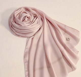 Hijab.co shawl in thelma (dusty pink) shawl
