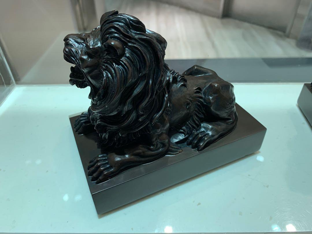カ*て様 香港HSBC銀行 風水　ブロンズライオン像 2体セット非売品　獅子　箱 カ*て様 香港HSBC銀行 風水 ブロンズライオン像 2体セット非売品