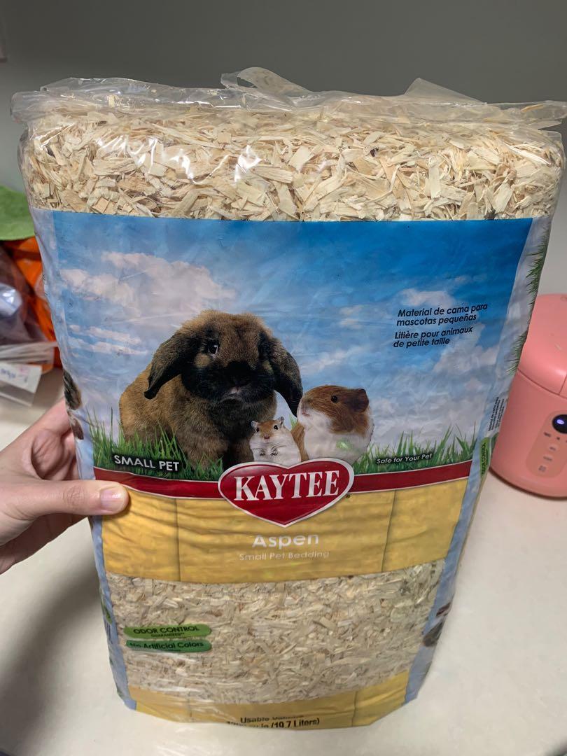 Kaytee Aspen Bedding 1200 cu in 19.7 Liters Pet Supplies Homes Other Pet Accessories on Carousell