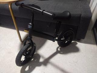 Kids balance bike
