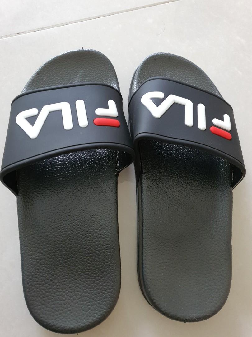 Fake fila slides 2025