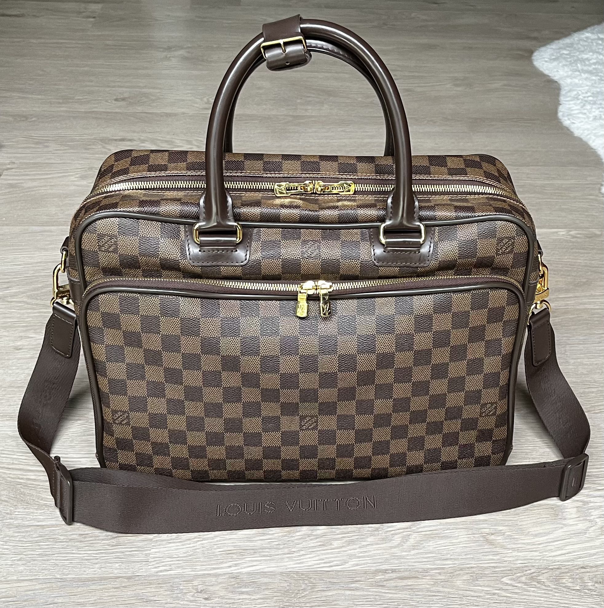 Brown Louis Vuitton Damier Ebene Icare Business Bag