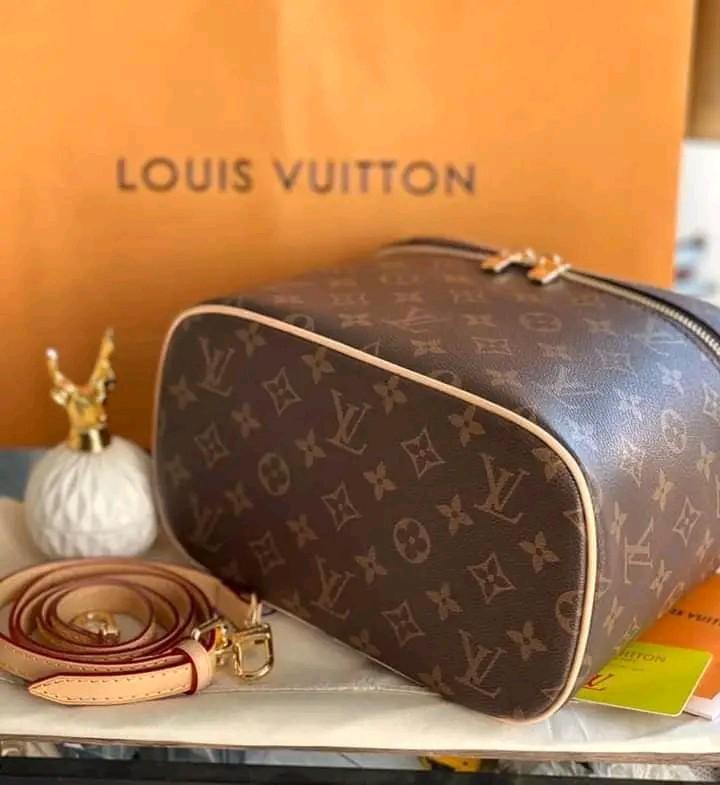 Makeup kit Vanity Louis Vuitton, Luxury, Bags & Wallets on Carousell