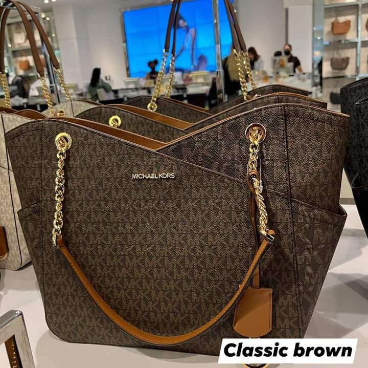 Michael kors extra small bag, Luxury, Bags & Wallets on Carousell