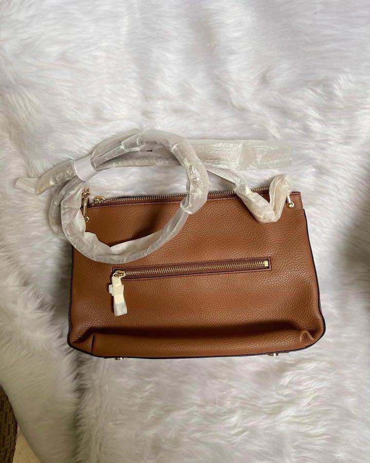 Michael kors lillie on sale large messenger bag