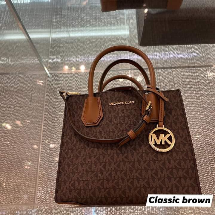 Michael Kors Selma Medium size (blush), Luxury, Bags & Wallets on Carousell