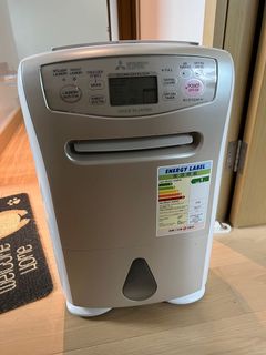 （分類：）位於 。 由 littlecrazy 提交（商品編號 1166428747，圖片 1）。簡介： 。