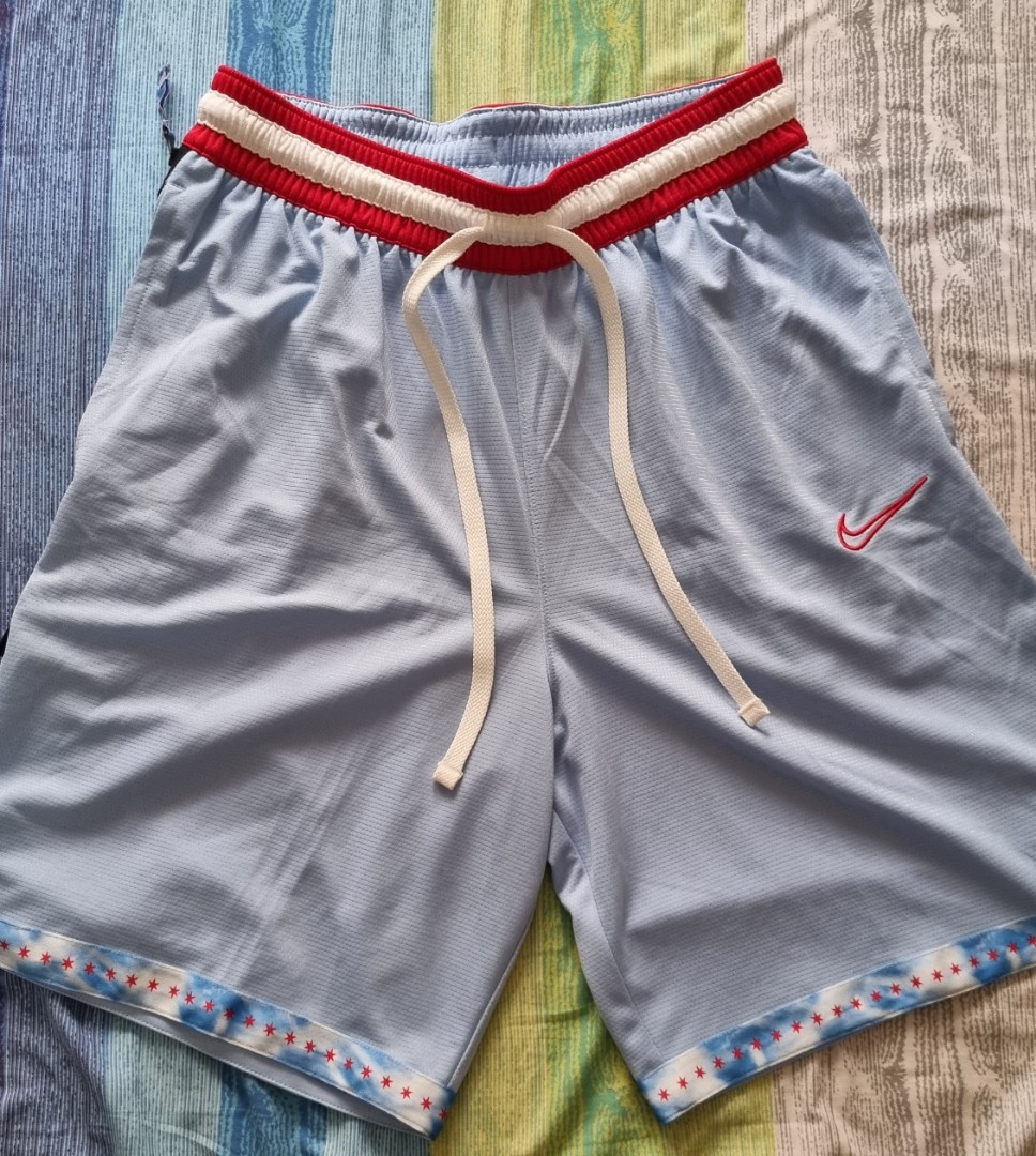 Nike basketball shorts Large, Men's 