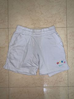 (Category: ) located in . Submitted by thrift.itt (Listing ID 1166588248, Image 1). Description: .