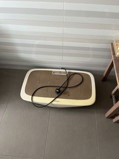 (Category: ) located in . Submitted by axtonyeo (Listing ID 1166439763, Image 1). Description: .