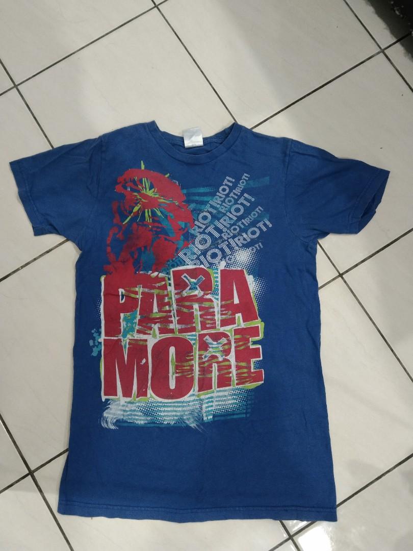 PARAMORE (Category: Tshirts & Polo Shirts) located in Bandar Labuan. Submitted by daus_danzig (Listing ID 1166579628, Image 2). Description: Tag Bay Islands Made in Honduras 100 cotton Kondisi cun Pit 17/25.5 Jahit Double Xda tulang tepi.