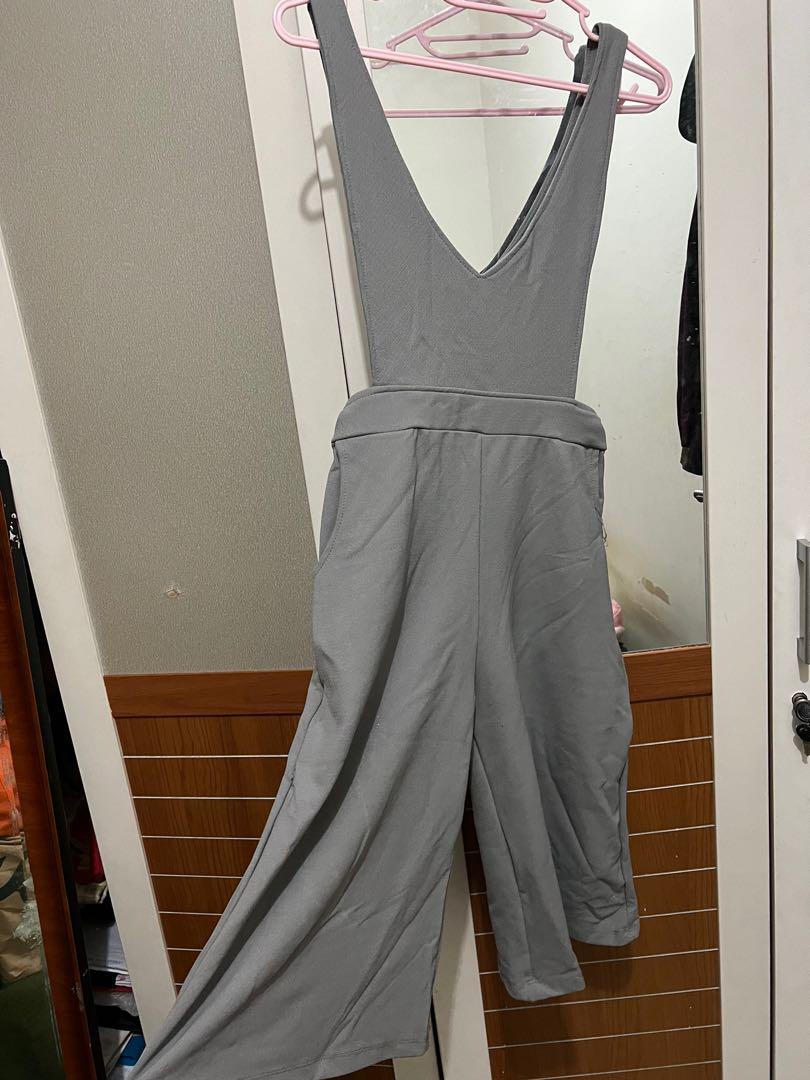Preloved ! Jumpsuit abu, Fesyen Wanita 