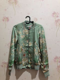(Kategori: ) berada di . Dikirim oleh pinkboxes (ID iklan 1166543853, Gambar 1). Deskripsi: .