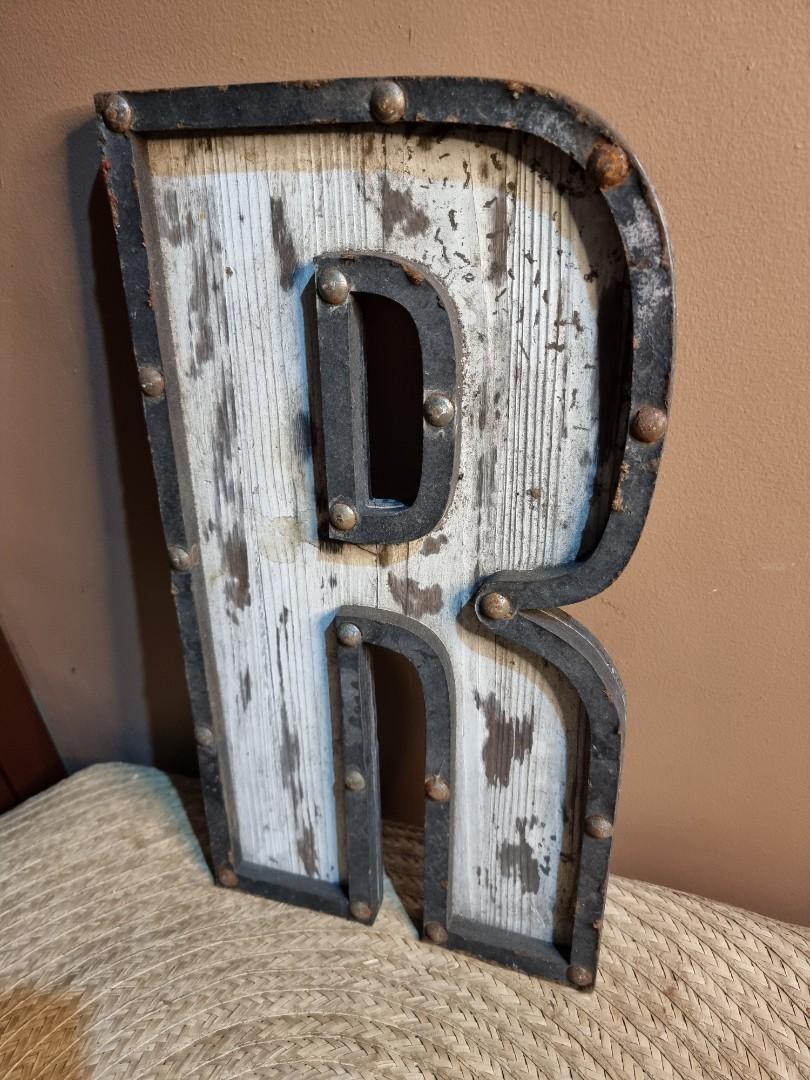 Rustic R wall decor (Category: Wall Decor) located in Quezon City. Submitted by momma01 (Listing ID 1166612786, Image 1). Description: Ready to hang wooden R piece. 18" x 9.5".
