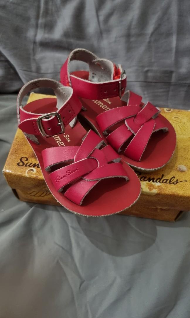 Saltwaterkids s6 (Category: Babies & Kids Fashion) located in Quezon City. Submitted by bxvee (Listing ID 1166597127, Image 3). Description: used twice outside. super comfy.outgrown. size 6.