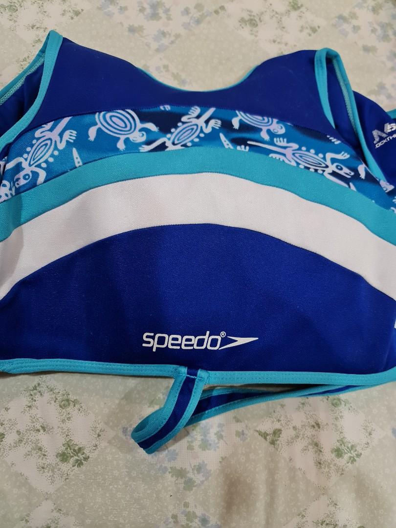 Speedo swim vest, Babies & Kids, Bathing & Changing, Bathtub & Bath