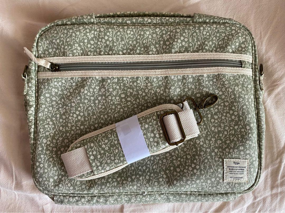 Typo laptop bag top
