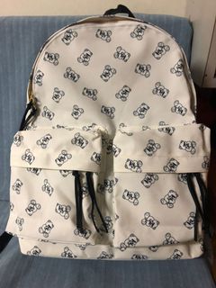 （分類：）位於 。 由 yy49882 提交（商品編號 1166573837，圖片 1）。簡介： 。